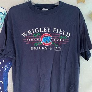 cubs wrigley field 2005 graphic t-shirt